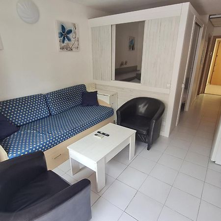 Bonito Apartamento Con Piscina Salou Esterno foto