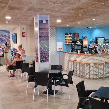 Bonito Apartamento Con Piscina Salou Esterno foto