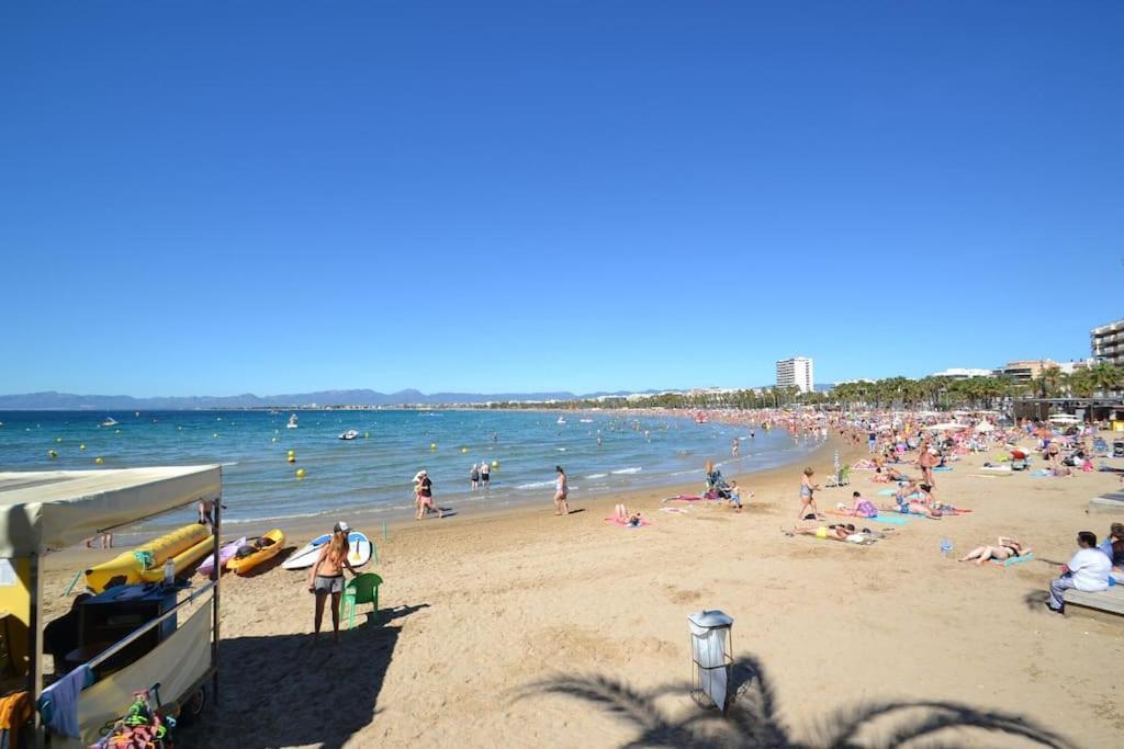 Bonito Apartamento Con Piscina Salou Esterno foto