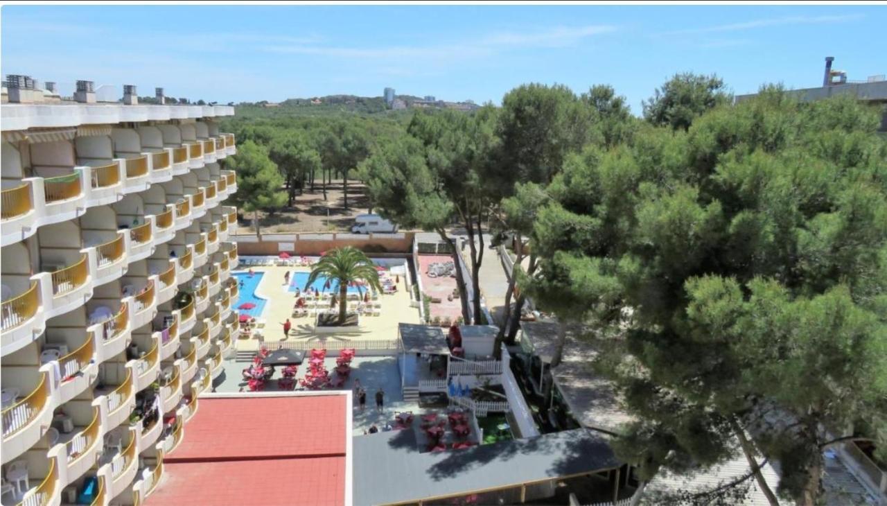 Bonito Apartamento Con Piscina Salou Esterno foto