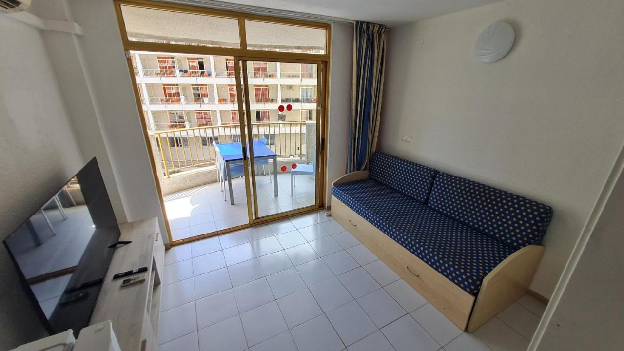 Bonito Apartamento Con Piscina Salou Esterno foto
