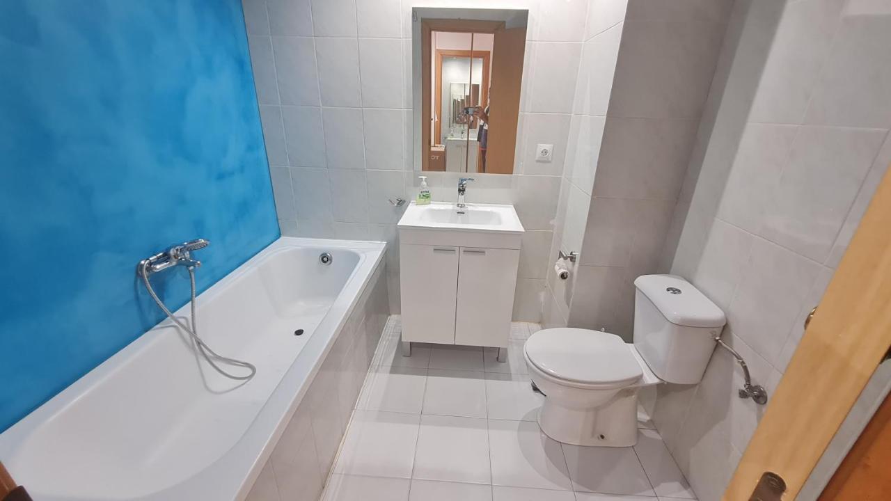 Bonito Apartamento Con Piscina Salou Esterno foto