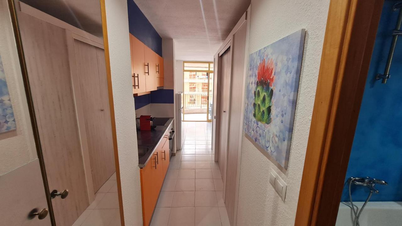 Bonito Apartamento Con Piscina Salou Esterno foto
