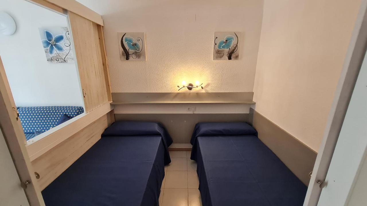 Bonito Apartamento Con Piscina Salou Esterno foto