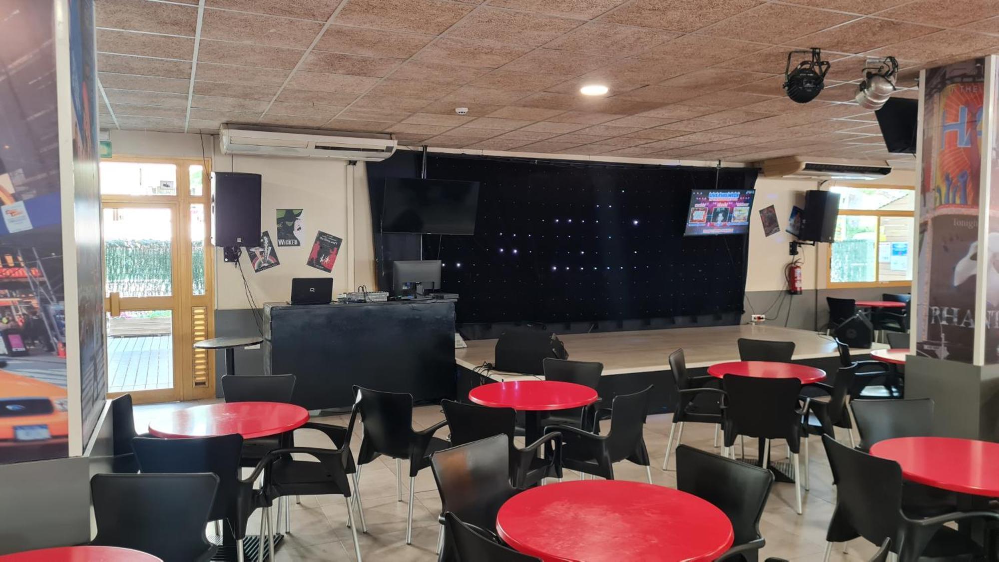 Bonito Apartamento Con Piscina Salou Esterno foto