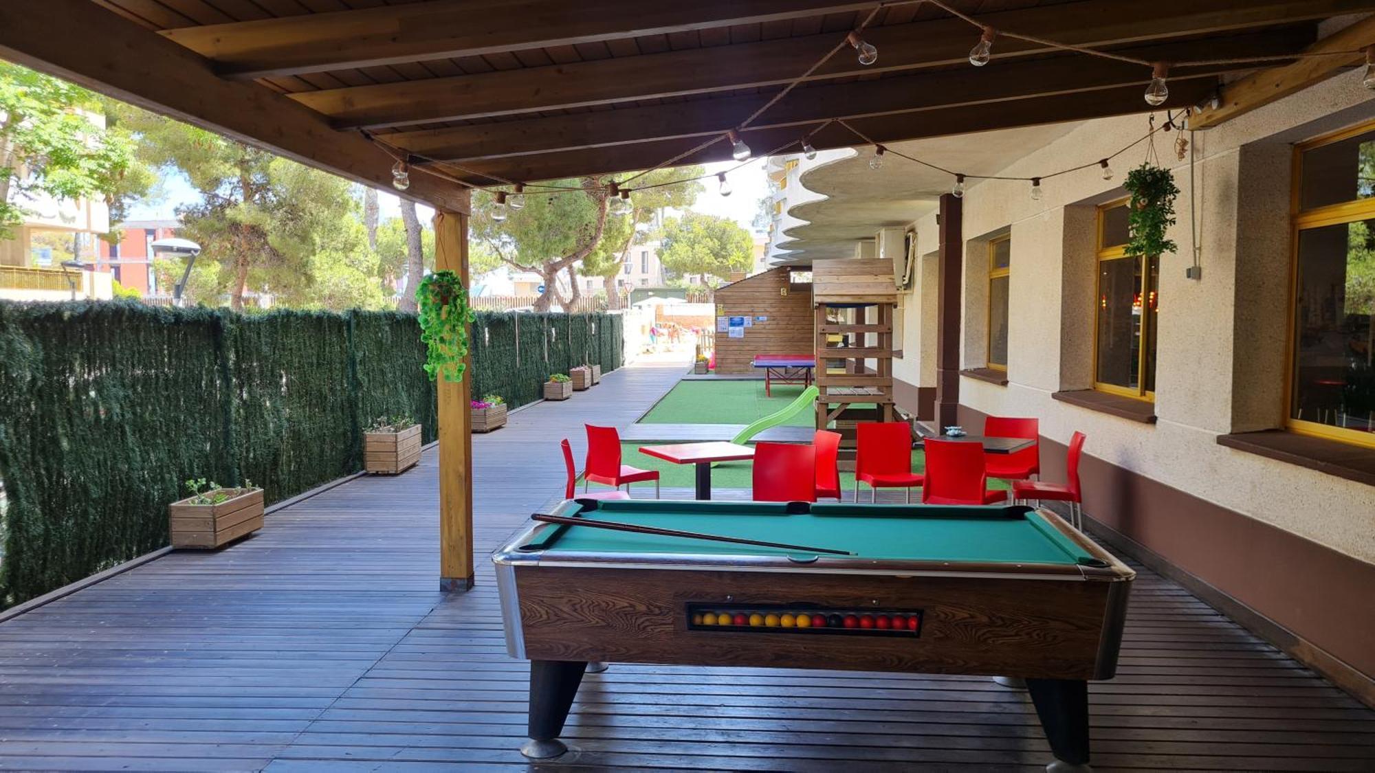 Bonito Apartamento Con Piscina Salou Esterno foto